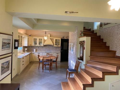 Ipsos Casa | HOUSE MINA Corfu