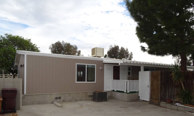 Thousand Palms Casa | Casa en campo de golf. Retiro tranquilo, vistas a la montaña!