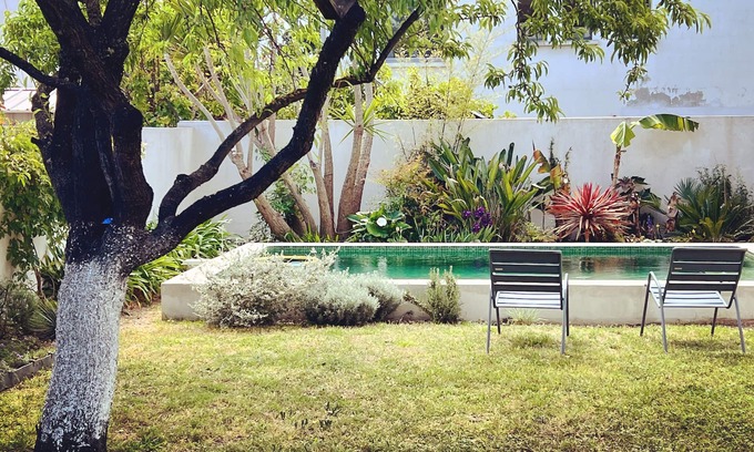 Beaux Arts-Boutonnet Casa | Casa de piscina y jardín, tranquila a 2 pasos del centro