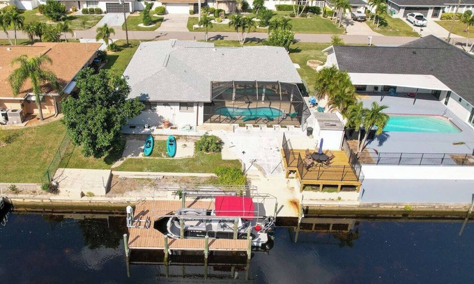 Cape Coral Casa | House With A Boat - Boat, Heated Pool, Fishing