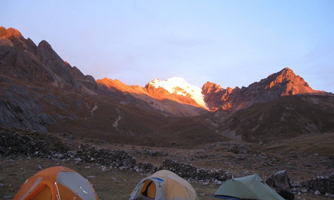 Huaraz Alquiler De RV | Huayhuash Trek 8 days - Round Trip - camping in tents by FIRST CLASS HUARAZ