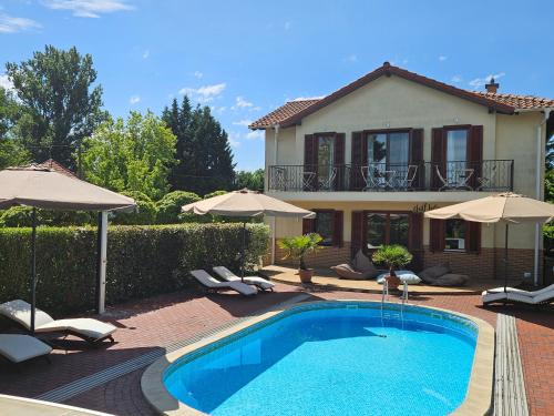 Balatonmariafurdo Cama Y Desayuno | Hullám Villa B&B