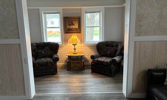 Pine City Casa | Humble Creek Manor