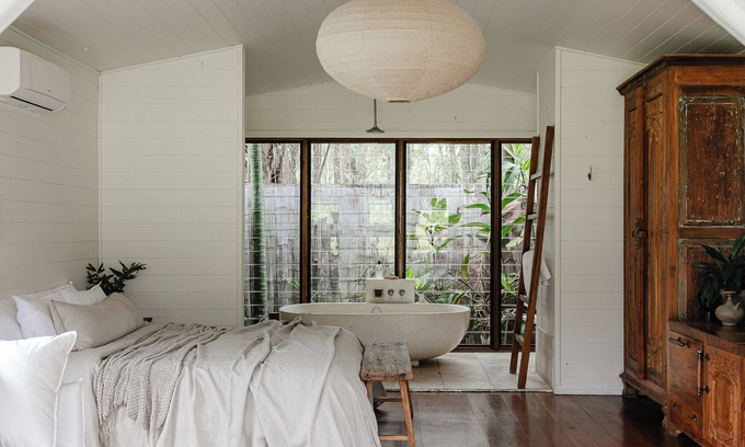 Lovedale Villa | Luxury couples boathouse retreat, Hunter Valley, Bathhouse 2 at Leaves and Fishes