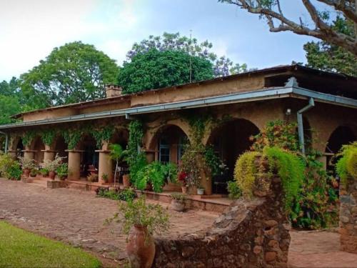 Thyolo Cabina | Huntingdon House and Chawani Bungalow