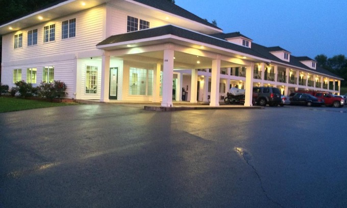 Waynesboro Hotel | Hurricane Inn