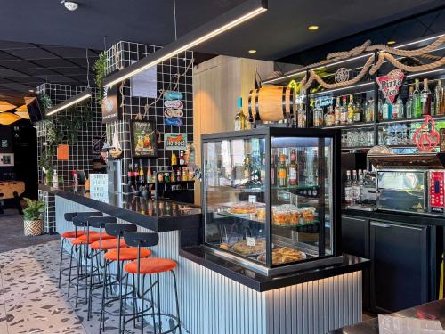 Martigues Hotel | ibis Martigues Centre