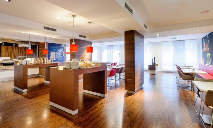 Leinfelden-Echterdingen Hotel | ibis Stuttgart Airport Messe