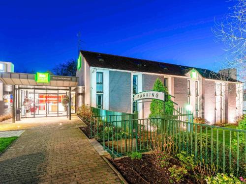 Douai Hotel | ibis Styles Douai Gare Gayant Expo