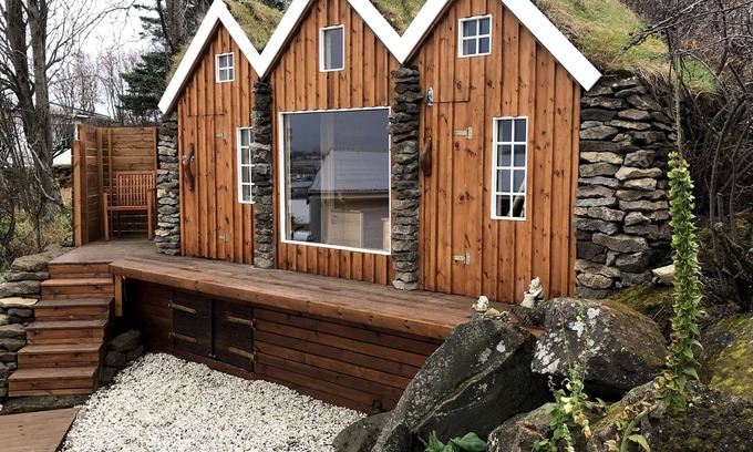 Reykjavik Villa | SJF Villa con bañera de hidromasaje y vistas a las montañas: 15 minutos del centro de REYKJAVÍK, ISLANDIA