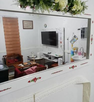 Kampung Bukit Bunga Casa | IdaSari Guest House Bukit Bunga