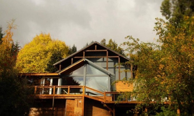 San Carlos de Bariloche Hotel | Ideal 2BR Condo w Breathtaking Views and Hot Tub