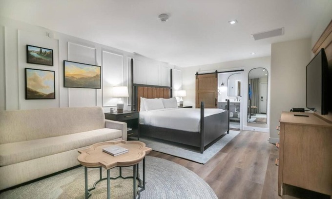 Midway Hotel | Ideal Oasis w/full access to Resort, Golf and breathtaking outdoors!