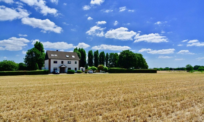 Rottgersbach Casa | Idyllically located country house with terrace, parking and attention to detail