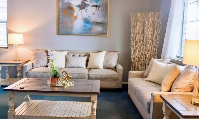 Aurora Casa | Immaculate Home in Aurora