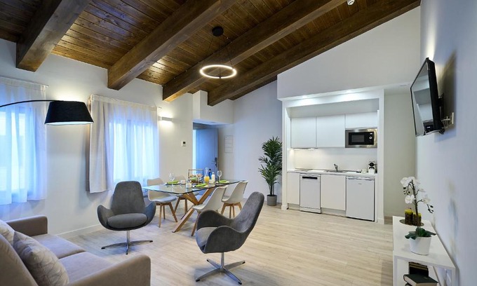 San Vicente Apartamento | Inés Luna Suites