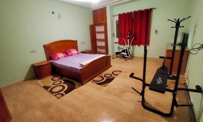 Fes Apartamento | In the heart of Fez, spacious and quiet apartment in a secure area