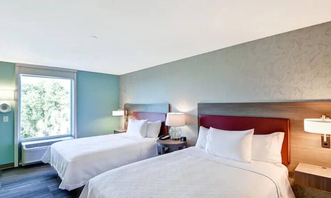 Terrace Park Hotel | In the Heart of Tampa: Short Drive from Tampa International Airport!