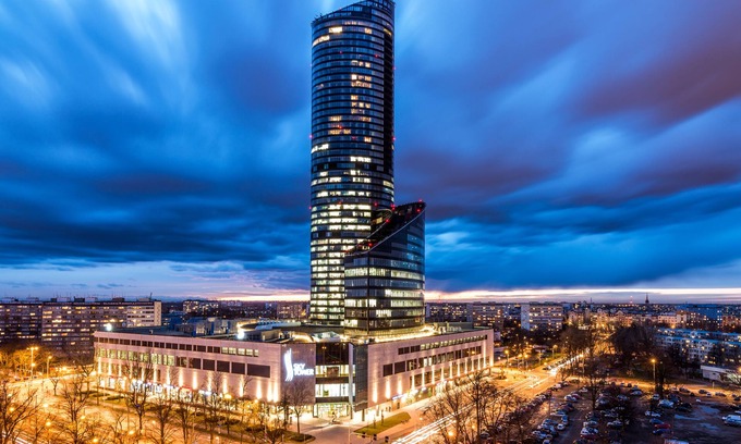 Krzyki Hotel | In The Sky - Sky Tower Apartments