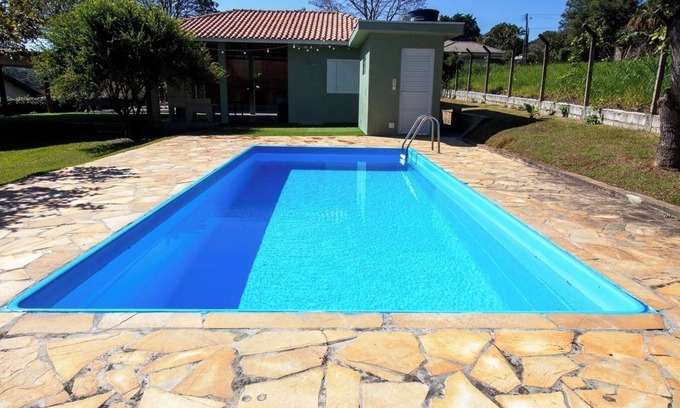 Braganca Paulista Chalet De Esquí | Incrível chácara com lazer completo,WiFi e piscina
