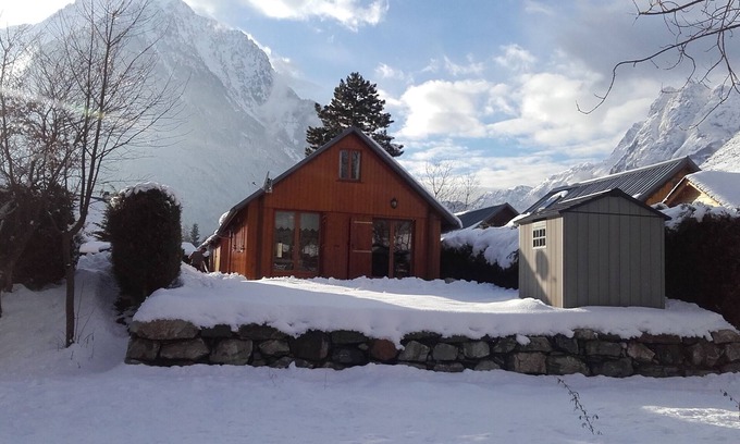 Jeux Chalet De Esquí | Individual chalet with all mod cons