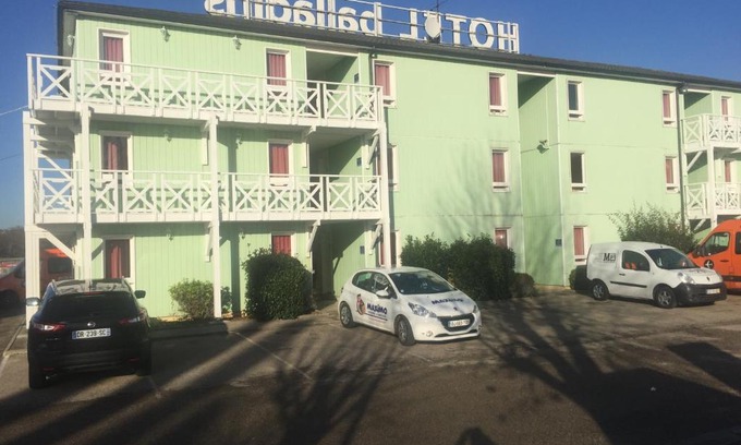 Saint-Mard Hotel | initial by balladins Roissy/Saint-Mard