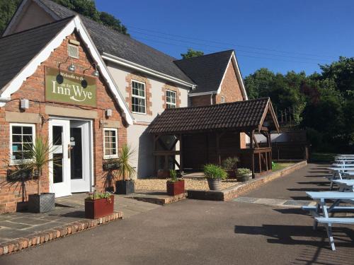 Kerne Bridge Hotel | Inn On The Wye