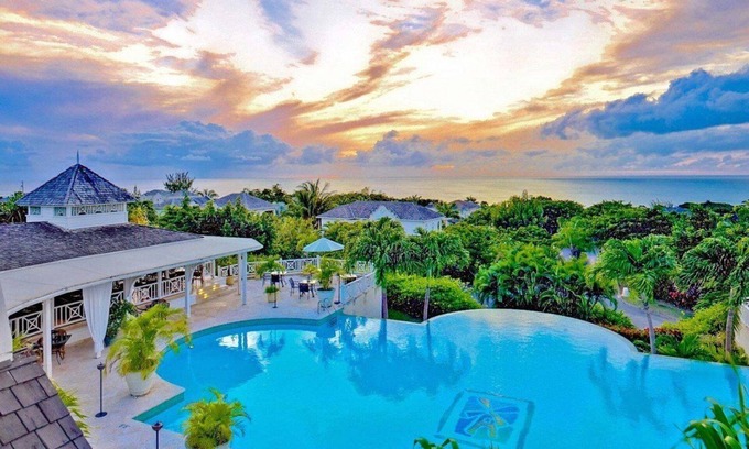 Merlin Bay Complejo | Interior Designed Sugar Hill Resort on the West Coast of Barbados
