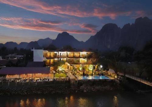 Vang Vieng Complejo | Intimate Riverside Resort Vang Vieng