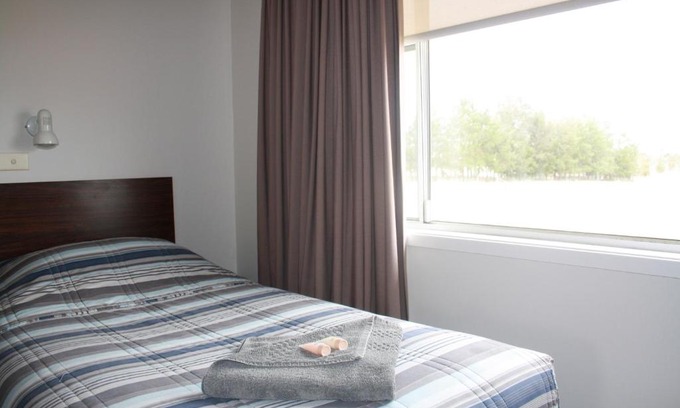 Scone Hotel | Isis Motel Scone