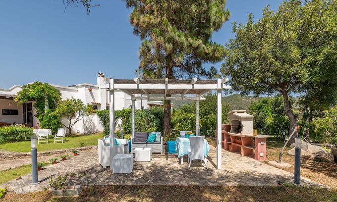 Geremeas Villa | Villa Eleonora