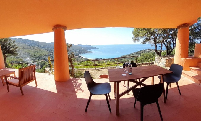 Torre delle Stelle Villa | Villa del Nuraghe with sea view