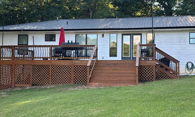 Griffin Casa | J&A's Hideaway