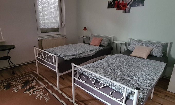 Harzgerode Apartamento | Jackewitz vacation apartment Large and centrally located