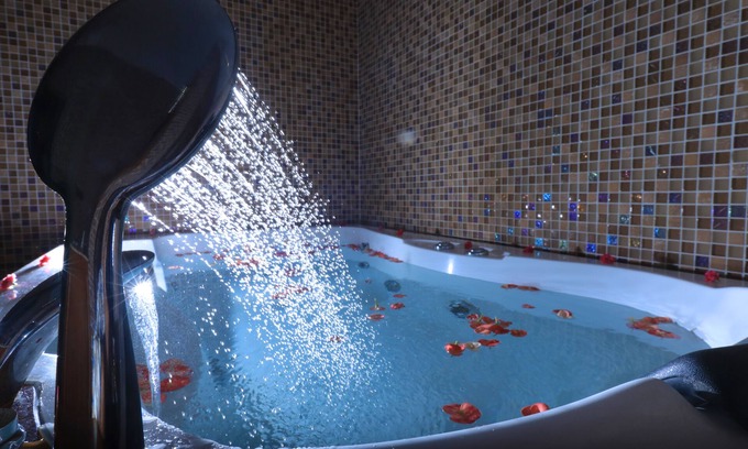 Mysore Hotel | Jal Mahal Resort & Spa, Mysore