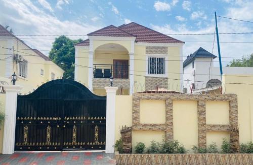 Serrekunda Villa | Janha's Senegambia Villa Holiday Rental With Free Wifi