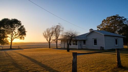 Broke Casa | Janie s Cottage Secluded Wine Country Home