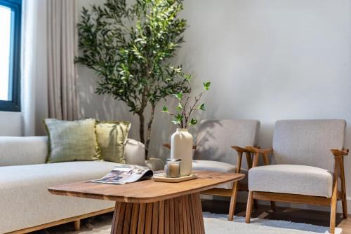 Khor Fakkan Apartamento | Japandi Mountain Escape