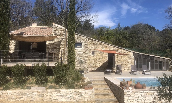 Murs Casa | Jas Gabriel, a small Provençal paradise