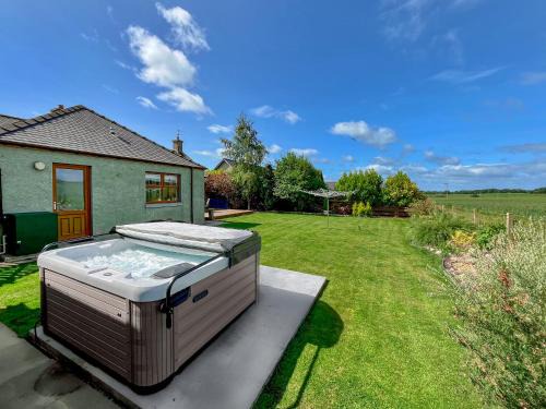 Montrose Casa | Jasmine Cottage