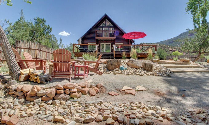 Jemez Springs Casa | Jemez Springs Mountain Oasis - Hot Springs Nearby!