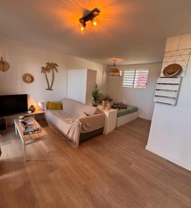 Mont Vergna Apartamento | Joli Studio vue Mer avec Piscine