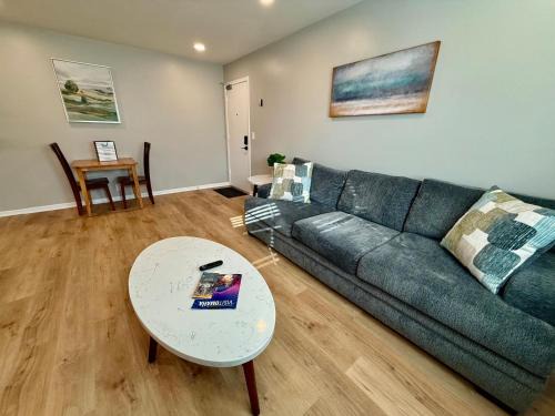 Joslyn Castle Apartamento | Joslyn 5-One Bdrm walk to UNMC