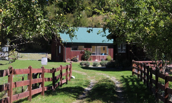 Tapawera Casa | Retiro del desierto de la cabaña de Kahurangi