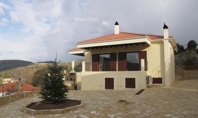 Aigialeia Apartamento | Kallisti Ξενώνας Διακοπτό-Καλάβρυτα