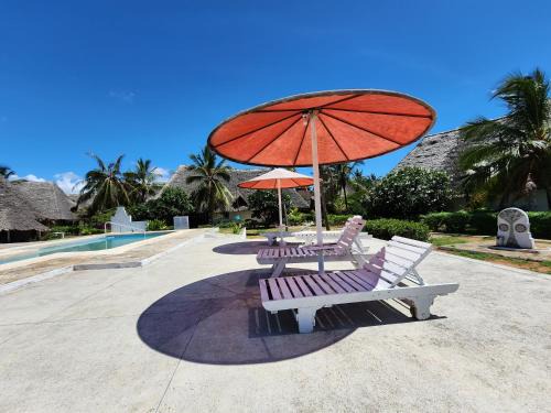 Malindi Apartamento | Karibuni, Villa 107, Beachfront Stay with Restaurant, Pool & Bar