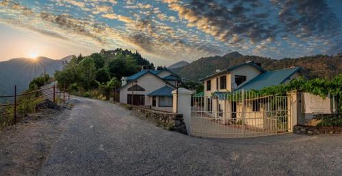 Nainital Villa | Karinya Villas