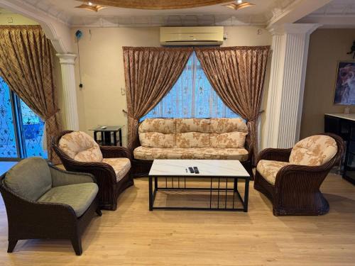 Johor Bahru Villa | Kas Villa Homestay JB