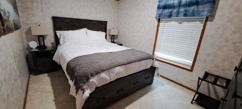 Murphysboro Casa | Kat's Get Away Cabin