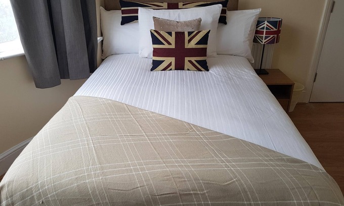 Grange Hotel | Habitacion Doble-Premium-Baño con ducha-Vista a la Calle-Room 1